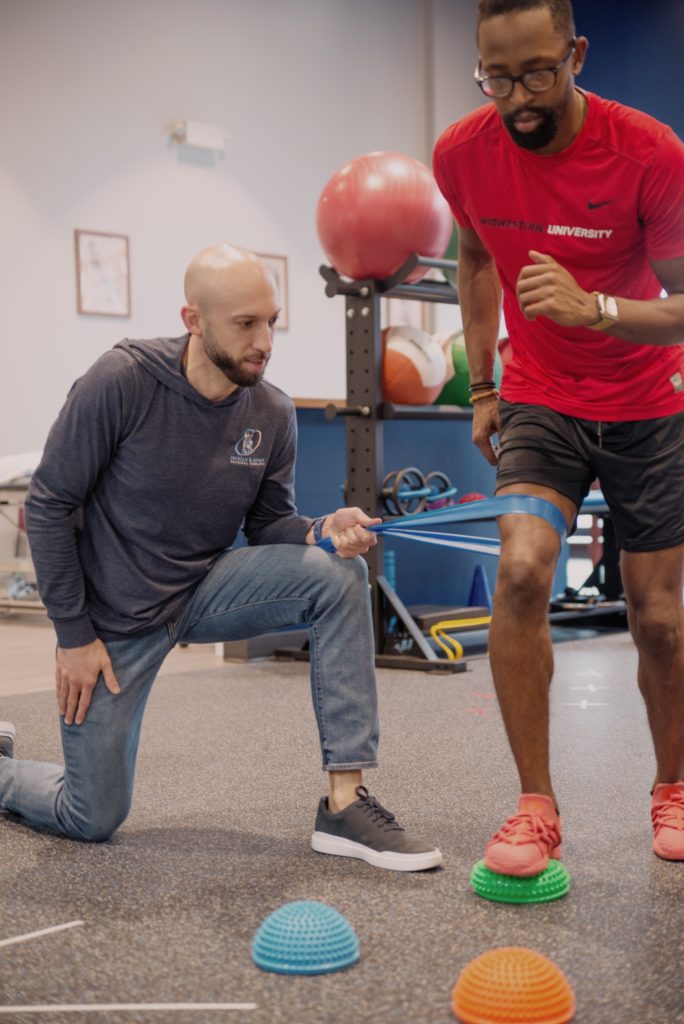 Personalized exercise program in physical therapy clinic